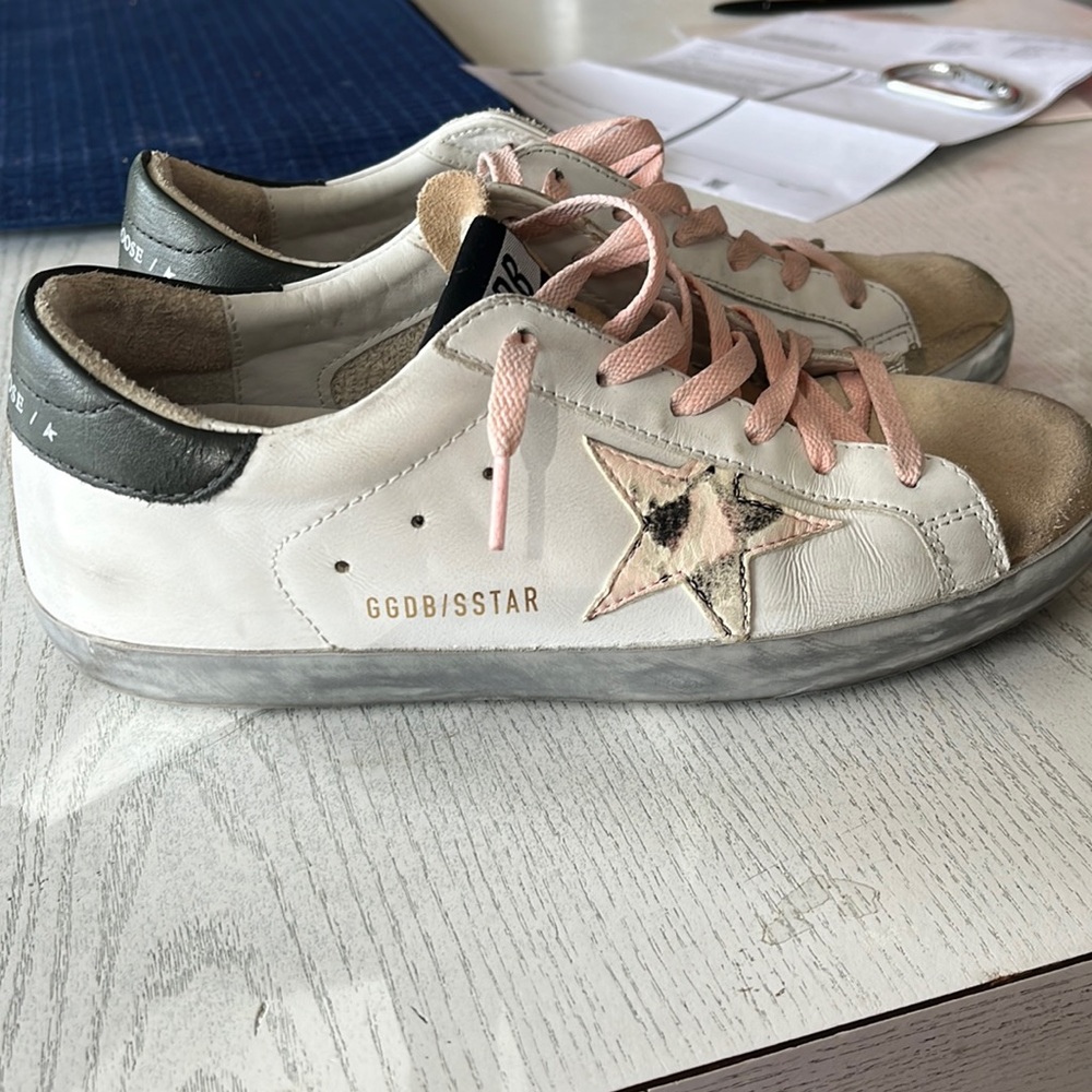Golden goose sneaker